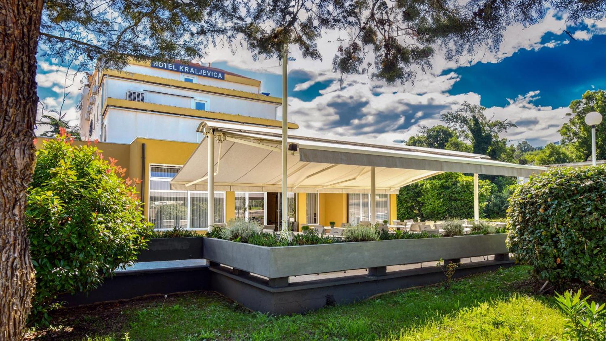 Hotel Kraljevica 2*